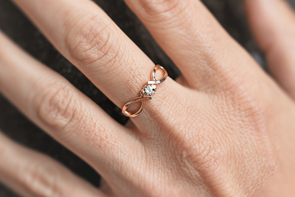 18k Ring Rose Gold for Womens with Diamond Jewelry Relationship and Wedding - Zalupe