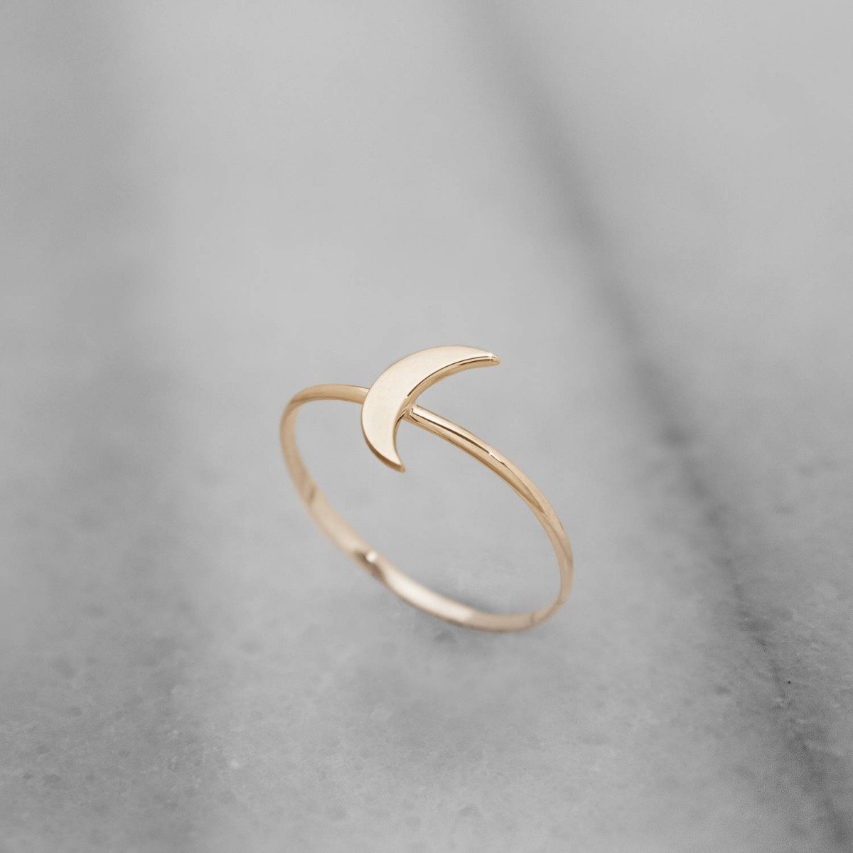 18k Yellow Gold Ring Love Moon Model Single Engagement Luxury Marriage for Womens - Zalupe