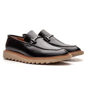 Bigioni luxury black leather men's loafer with elegant buckle and high-quality rubberized sole, handcrafted in Brazil