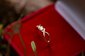 18k Ring Rose Gold for Womens with Diamond Jewelry Relationship and Wedding - Zalupe