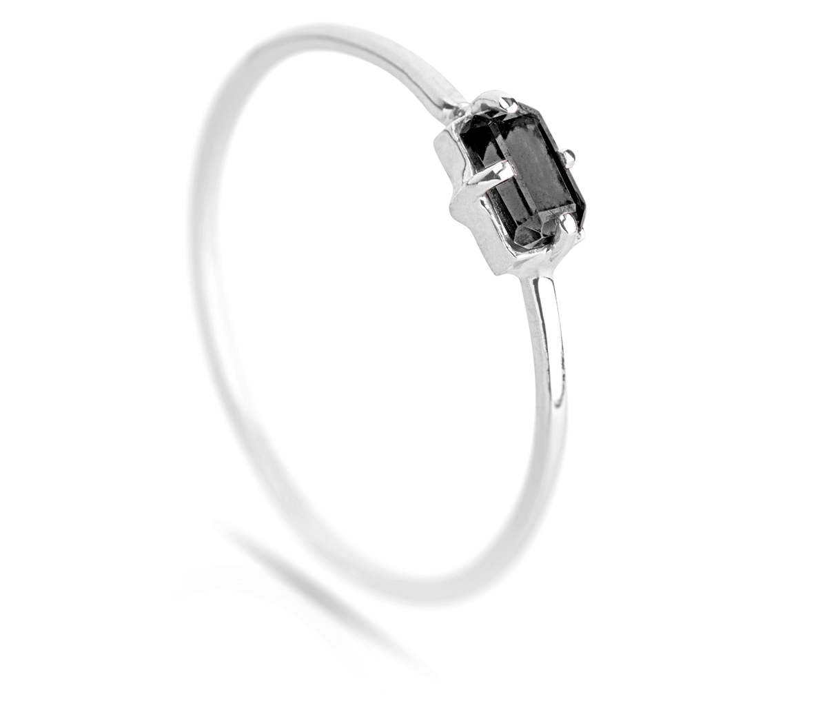 18k Female White Ring Black Agata Stone Sideboard Power Jewelry Luxury - Zalupe